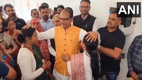 "भीक मागण्यापेक्षा मी मरणं पसंत करेन"
नवीन मुख्यमंत्र्यांच्या घोषणेनंतर शिवराज यांचं मोठं वक्तव्य