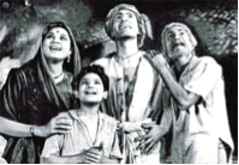 नैतिकतेचं बीज रुजवणारा...दो बीघा जमीन