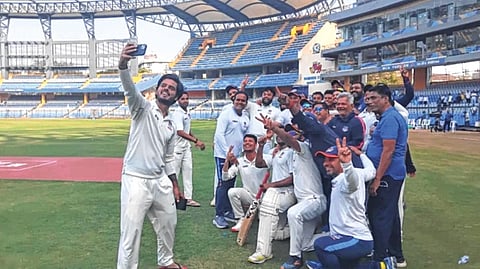 मुंबईच्या विजयरथाला लगाम; रोमहर्षक लढतीत उत्तर प्रदेशची २ गडी राखून सरशी