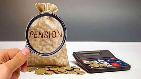 महिला कर्मचाऱ्यांना पेन्शनसाठी मुलगा, मुलगी वारस ग्राह्य; केंद्र सरकारचा निर्णय