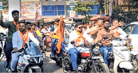 डोंबिवलीत युवा सेनेतर्फे बाइक रॅलीचे आयोजन