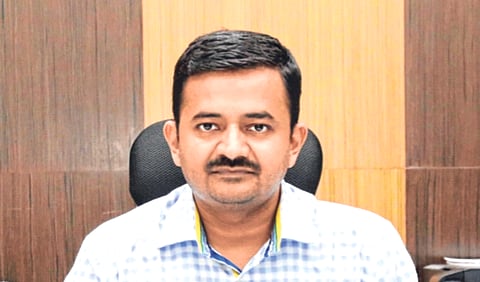 डॉ. स्वप्निल निला मध्य रेल्वेचे मुख्य जनसंपर्क अधिकारी