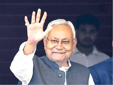 नितीश कुमार एनडीएच्या दिशेने? बिहारमध्ये राजकीय हालचाली वाढल्या