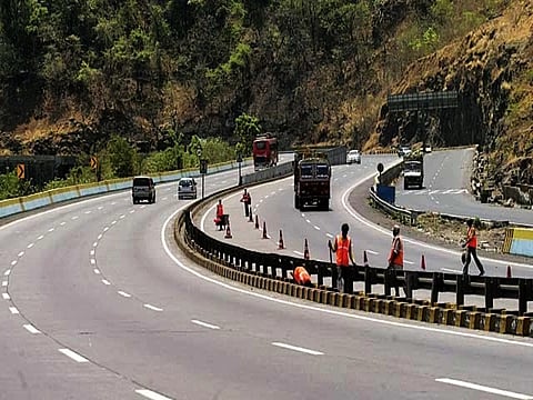 Mumbai-Pune Expressway मार्गावर आज २ तासांचा 'ब्लॉक', नका करू 'या' वेळेत प्रवास