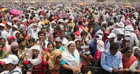 पुरस्कार सोहळा सरकारचा, खर्चाचा भार पालिकेवर; खारघर येथील महाराष्ट्रभूषण कार्यक्रमात जेवणासाठी २३ लाखांचा खर्च