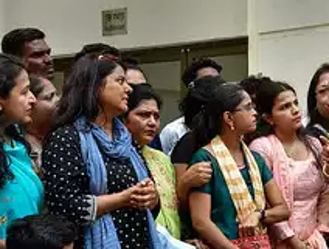 महिला तक्रार निवारण केंद्रासाठी राष्ट्रवादी लागली कामाला