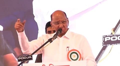 Video : कार्यकर्त्याची घोषणा अन् शरद पवार म्हणाले, "हे कोंढाजी वाघ आहेत ना?", पवारांच्या स्मरणशक्तीचा पुन्हा प्रत्यय