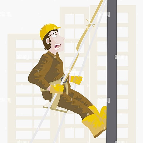 वाशी खाडीवर बांधकाम सुरू असलेल्या नवीन पुलावरून पडून कामगाराचा मृत्यू