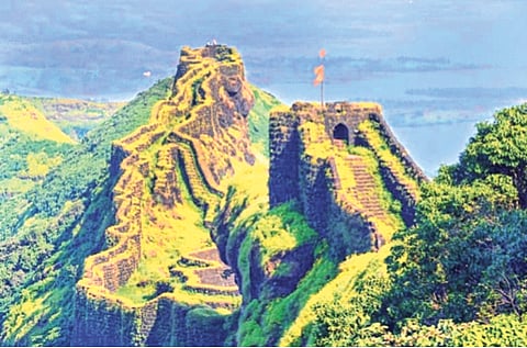 १२ किल्ल्यांचा ऐतिहासिक वारसा यादीत समावेश होणार; मुख्यमंत्री एकनाथ शिंदे यांची माहिती