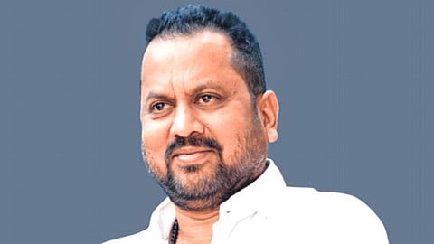 नवी मुंबईत शिवसेनेच्या वतीने भव्यदिव्य रोषणाई