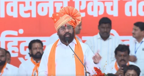 "तुमची गाडी या दाढीनेच खड्ड्यात घातली, या दाढीकडे खूप नाड्या", ठाकरेंच्या 'त्या' वक्तव्याचा मुख्यमंत्र्यांनी घेतला समाचार