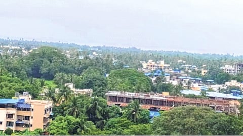 अनधिकृत बांधकामांना परवानगी देणाऱ्यांवर कारवाई ; ग्रामसेवक, सरपंच, ग्रामपंचायतीवर टांगती तलवार