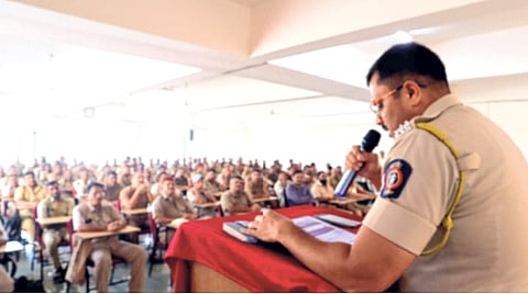 अपघातांचे प्रमाण कमी होण्यासाठी बसचालकांचे प्रबोधन; एनएमएमटीच्या रस्ता सुरक्षा अभियानाच्या अनुषंगाने विशेष आयोजन