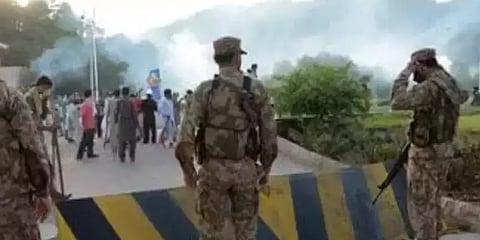 मतमोजणीवेळी बलुचिस्तानमध्ये चकमक, गोळीबारात २ ठार, १४ जखमी