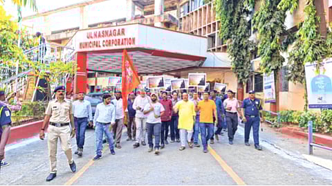 मनुष्यबळ पुरवठ्याच्या कंत्राटी पद्धतीविरोधात उल्हासनगरमध्ये एल्गार!