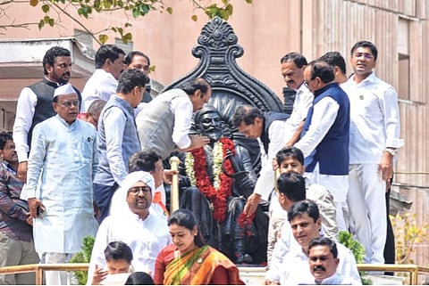 वर्सोवा-वांद्रे सागरी सेतूचा विस्तार पालघरपर्यंत, अंतरिम अर्थसंकल्पात अर्थमंत्री अजित पवार यांची घोषणा