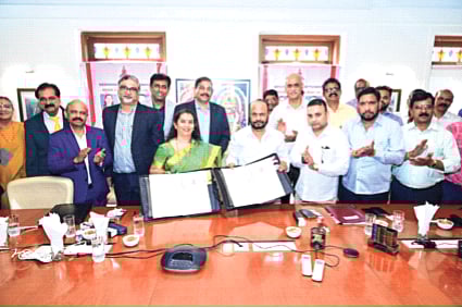 एनकेजीएसबी को-ऑपरेटिव्ह बँकेत पगारवाढीचा करार