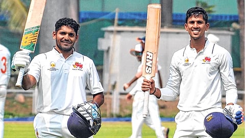 अखेरच्या जोडीचा ऐतिहासिक शतकी धडाका! १०व्या-११व्या क्रमांकावरील तनुष कोटियन-तुषार देशपांडेची विक्रमी कामगिरी