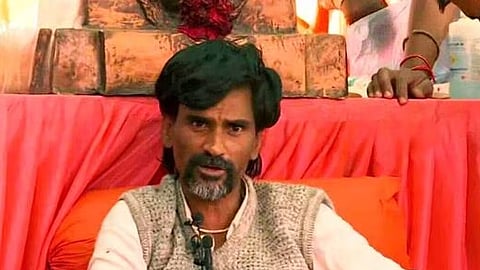 जरांगे यांना मुंबई पोलिसांचे समन्स; १० नोव्हेंबरला हजर राहण्याचे आदेश