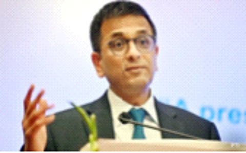 खटल्यांच्या निपटाऱ्यासाठी कनिष्ठ न्यायालयांकडे लक्ष हवे