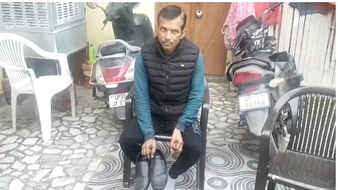 "बूट फाटल्यामुळे मेहुण्याच्या लग्नाला मुकलो", दुकानदाराला पाठवली कायदेशीर नोटीस