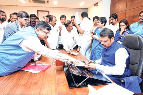 पूरस्थितीतून बदलापूरकरांची सुटका होणार? माजी नगराध्यक्ष राम पातकर यांच्या माहितीनंतर उच्चस्तरीय बैठकीचे उपमुख्यमंत्र्यांचे आदेश