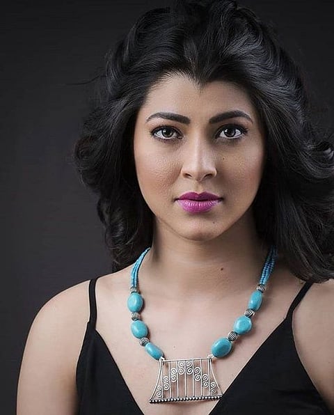 "जनता मूर्ख नाही.सगळं जाणते...'' अभिनेत्री तेजस्विनी पंडितचे ट्वीट व्हायरल