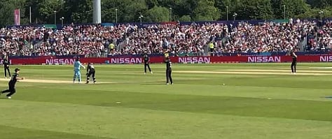 कल्याण टस्कर्सची उपांत्य फेरीकडे कूच