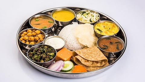 आयुर्वेदानुसार 'असा' असावा रोजचा आहार!