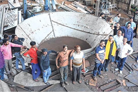 वर्ल्ड रेकॉर्ड्स बुक ऑफ इंडियामध्ये ‘हनुमान कढई’ची नोंद