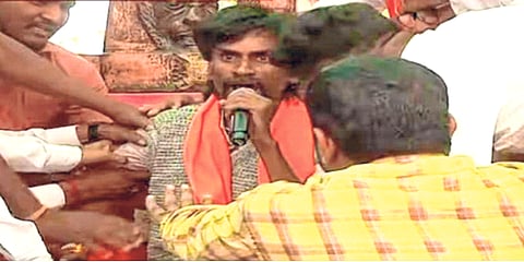 जरांगेंनी केले फडणवीसांना लक्ष्य!