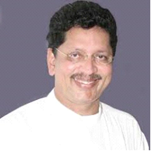 शाळांमध्ये ‘सेलिब्रेटी स्कूल’ उपक्रम; दीपक केसरकर यांची माहिती : आनंदी शनिवारचीही संकल्पना