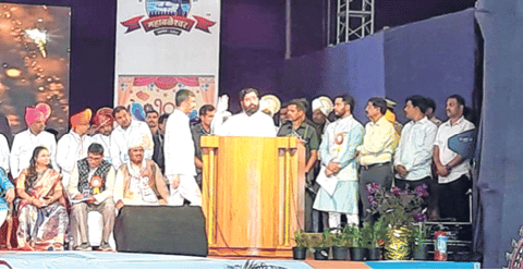 राज्यात ७५ नाट्यगृहे अद्ययावत करणार; मुख्यमंत्री एकनाथ शिंदे यांची घोषणा