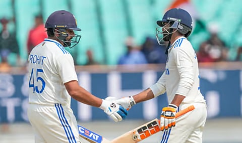 रोहित, जडेजाचा शतकी प्रहार! सर्फराझचे पदार्पणात अर्धशतक, पहिल्या दिवसअखेर भारताची दमदार सुरुवात