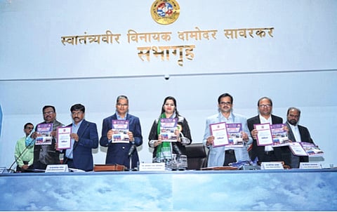 KDMC कडून दिलासा, करवाढ नाही; अर्थसंकल्प अंदाजपत्रक सादरीकरणाआधी राष्ट्रगीताचा विसर