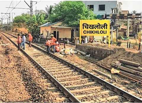 अंबरनाथ-बदलापूर स्थानकावरील गर्दी होणार कमी; चिखलोली रेल्वे स्थानक लवकरच प्रवाशांच्या सेवेत