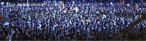 ‘सोने से कम नहीं, खोने से गम नहीं’; सध्याच्या कार्यकर्त्यांची स्थिती