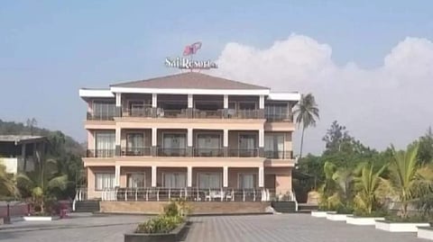 केवळ साई रिसॉर्टवर कारवाई का? हायकोर्टाचे राज्यासह केंद्राच्या कारभारावर ताशेरे