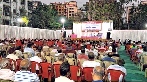 धारावीतील अपात्र रहिवाशांच्या पुनर्वसनाला मुलुंडकरांचा विरोध कायम
