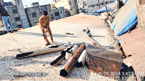 सोने-चांदी वितळवणाऱ्या प्रदूषणकारी भट्टी, चिमणी जमीनदोस्त; पालिकेकडून सक्त कारवाईचा बडगा