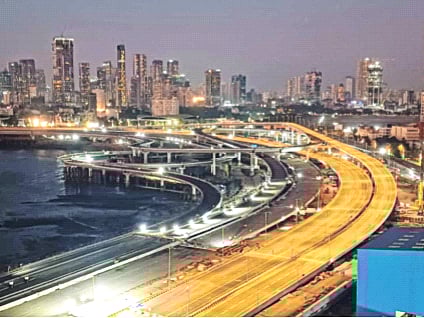 पाऊण तासाचा प्रवास १० ते १५ मिनिटांत! अखेर कोस्टल रोड वाहतुकीसाठी खुला होणार; एका मार्गिकेचे सोमवारी उद्घाटन