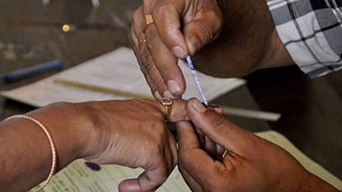 बिहारमध्ये पहिल्या टप्प्यातील प्रचार संपला; ६ नोव्हेंबरला १२१ जागांसाठी मतदान