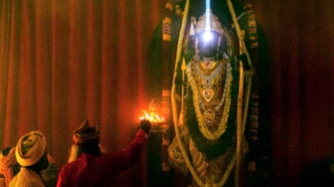 रामलल्लाचा पहिला सूर्यतिलक; रामनवमीला १२ वाजता ललाटावर चमकली किरणे