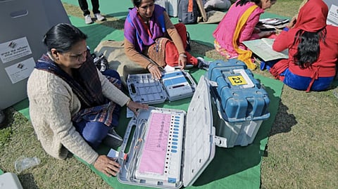 विनाअनुदानित इंग्रजी शाळेतील शिक्षकांना दिलासा नाही; निवडणुकीचे काम करावेच लागणार