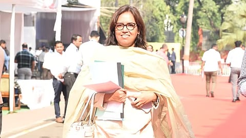 काँग्रेसकडून उत्तर मध्य मुंबईतून वर्षा गायकवाड यांना उमेदवारी; भाजपकडून पूनम महाजन, शेलार की साटम?