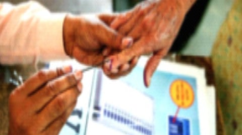 कोणते मुद्दे गाजवणार निवडणुकीचे मैदान?