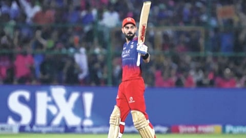 विराट करिश्मा! आयपीएलमध्ये फटकावल्या ७५०० धावा; आठव्या शतकाला गवसणी