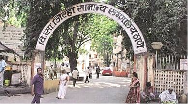 ७५ वर्षीय आजोबांच्या पायाच्या तळव्यात घुसली विठ्ठल मूर्ती, सिव्हिल रुग्णालयात शस्त्रक्रिया; डॉक्टरांना यश