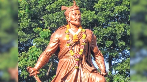 पराक्रमाचे दुसरे नाव छत्रपती संभाजी महाराज