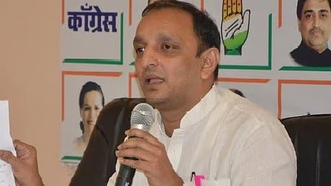 मराठी भाषेचा भाजपला आकस,१२ वर्षांत जनतेला मूर्ख बनवले - सचिन सावंत